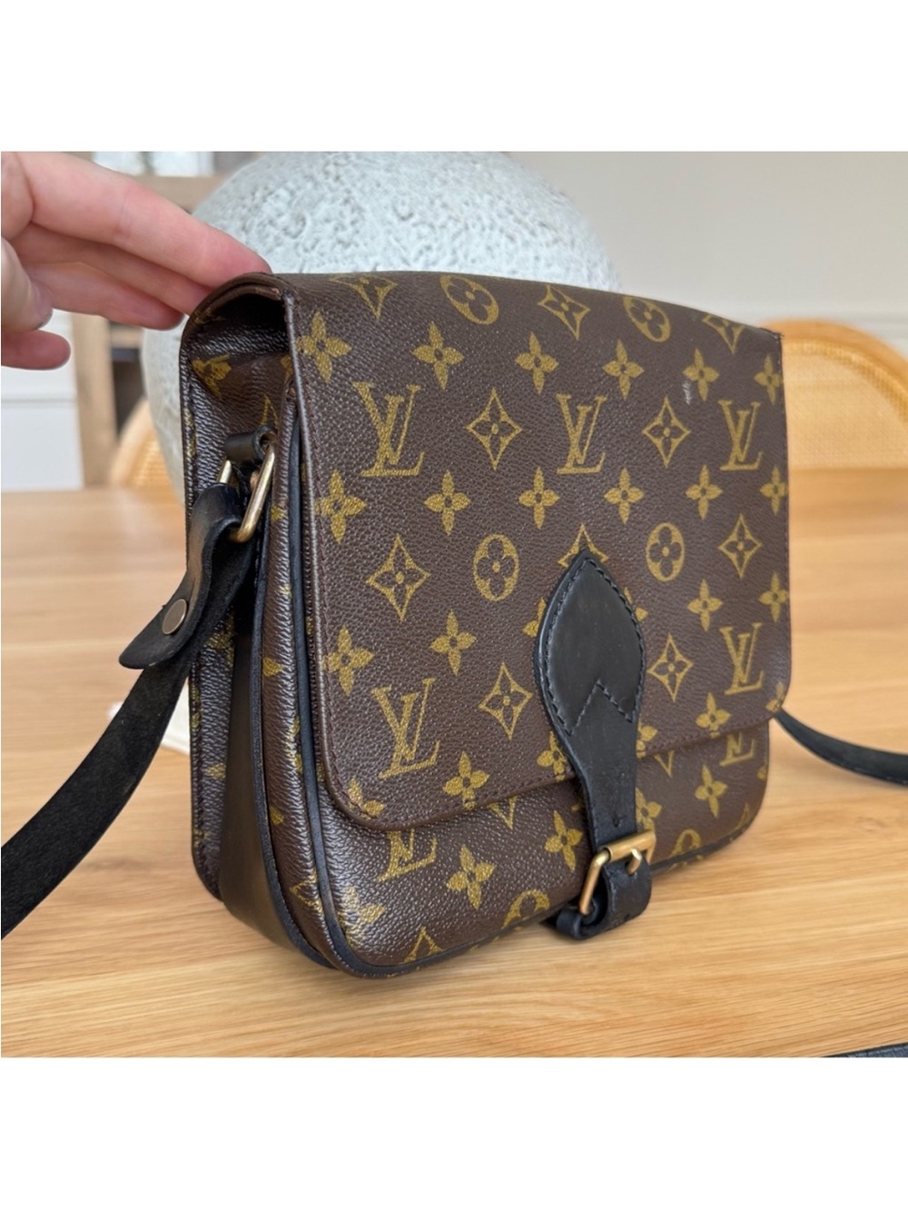 ✅AUTH✅LOUIS VUITTON CARTOUCHIERE MM CROSSBODY BAG - Picture 4 of 13